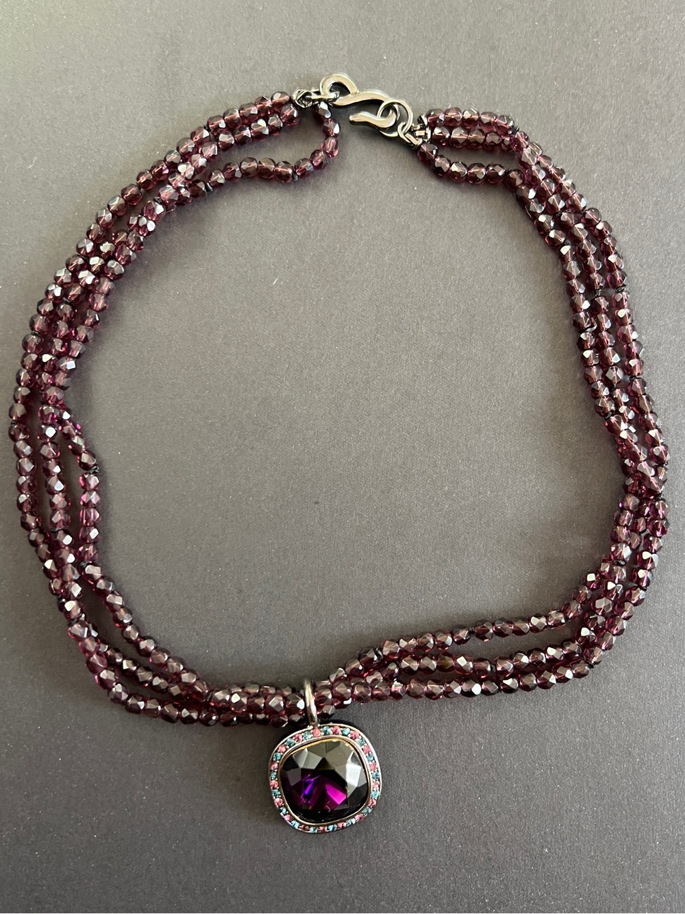 Vintage Kenneth J Lane purple glass pendant necklace